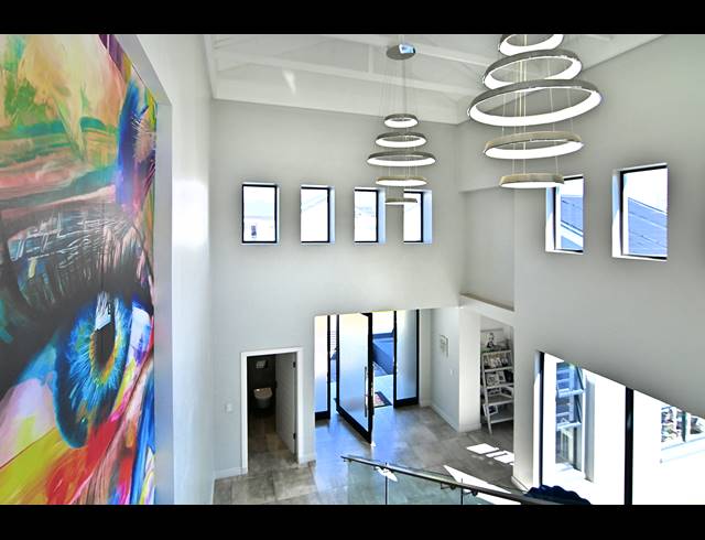 5 BEDROOM HOUSE FOR SALE IN WATERFALL COUNTRY VILLAGE